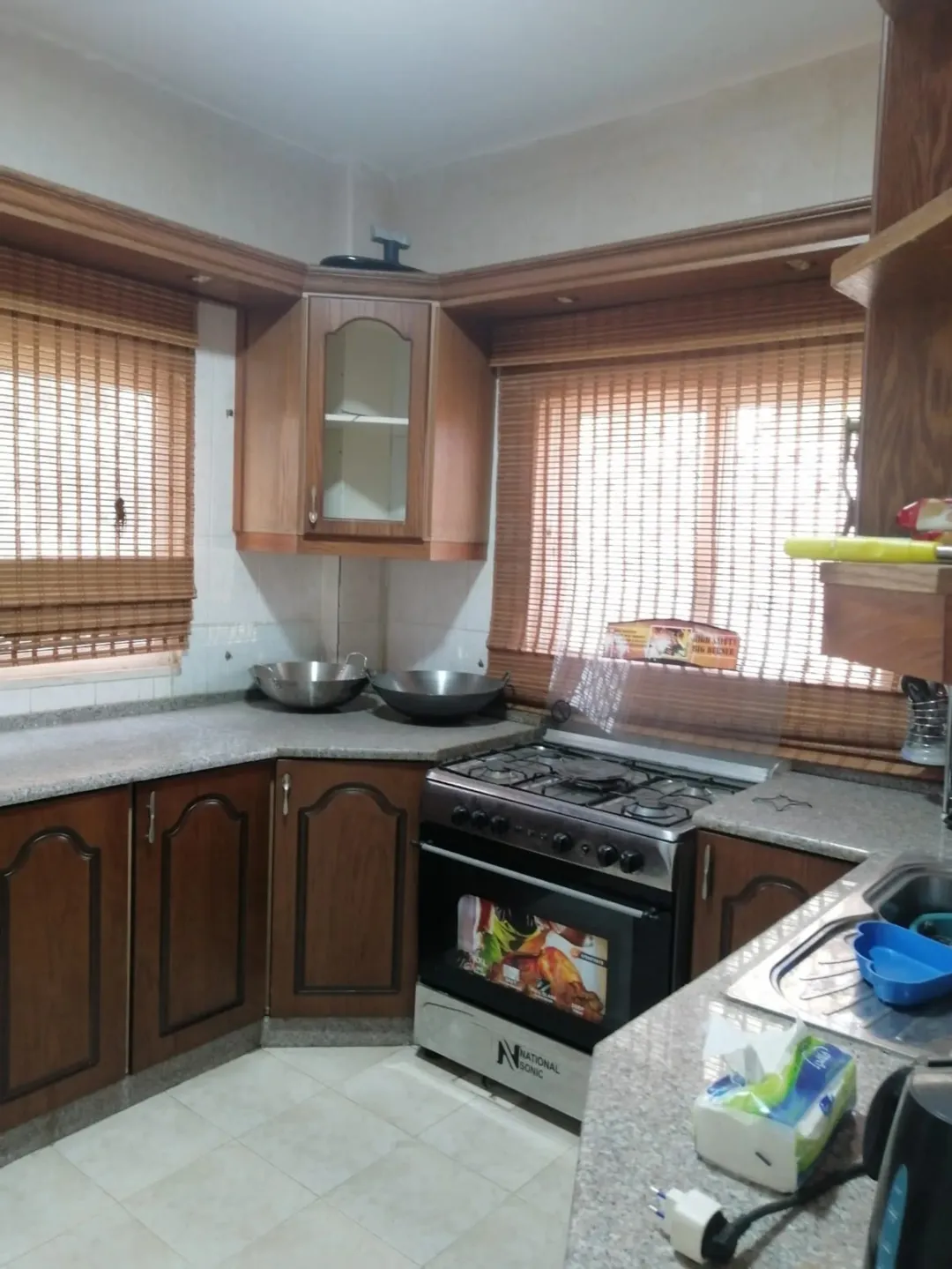 بيت مزرعة (ترخيص سكن) مزروعة شجر مثمر مع بير في منطقة الاغوار الوسطى ظهرة الرمل