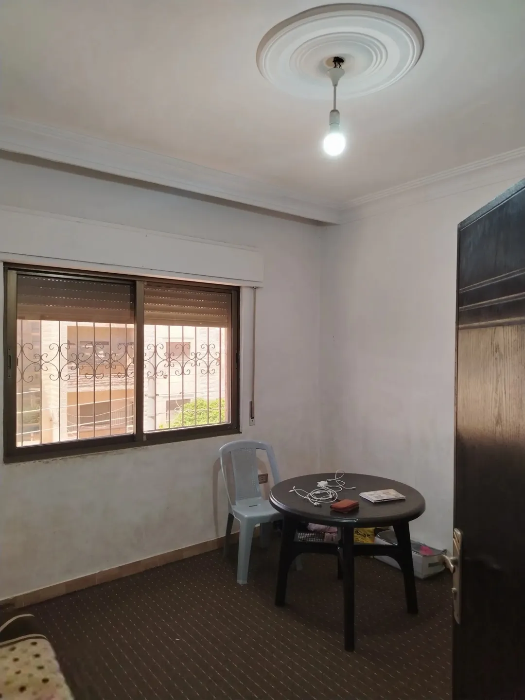 شقة سكنية متميزة في منطقة المقابلين