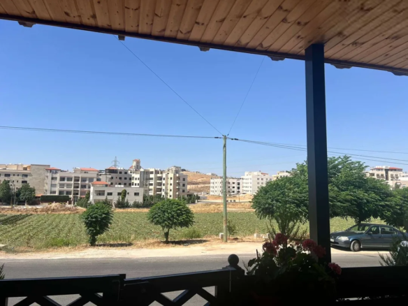 شقة أرضية فاخرة مفروشة للإيجار قلب ضاحية النخيل – عمان الاردن | ID 575518