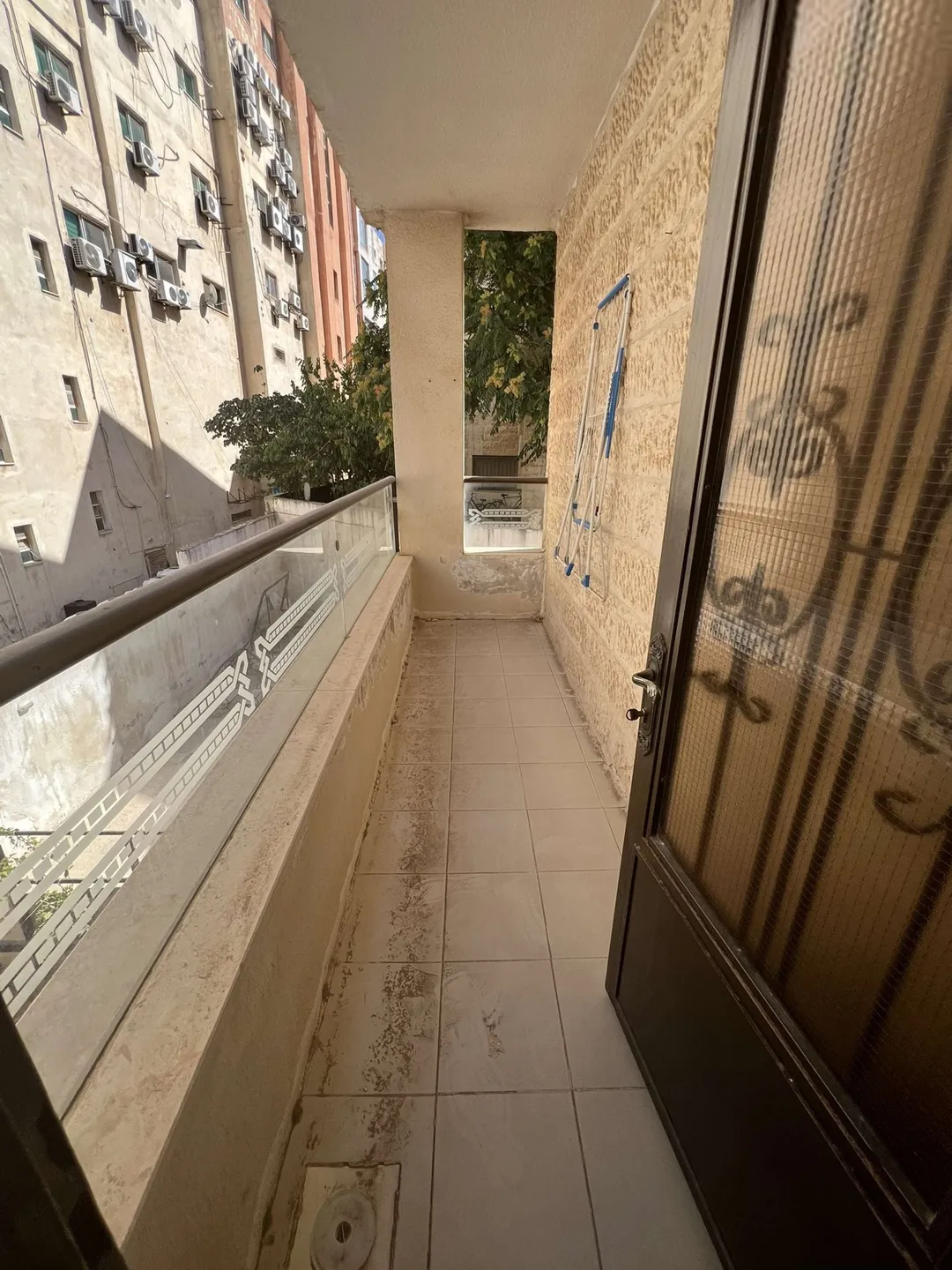 شقق مفروشة بالأسبوع في خلدا