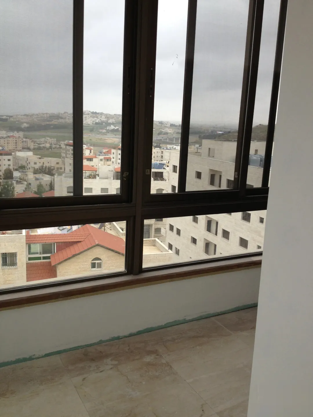 شقة طابق رابع في أجمل إطلالة في ضاحية النخيل مع روف