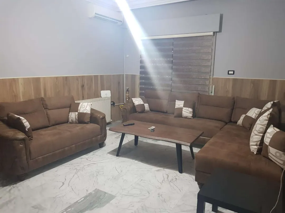 شقة مفروشة فاخرة للإيجار في الشميساني موقع متميز – عمان الاردن | ID 576737