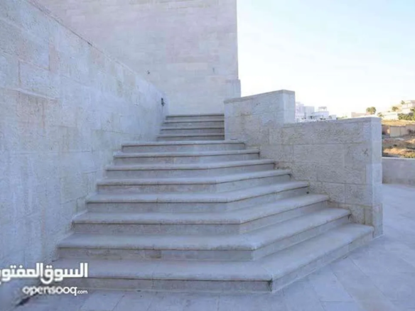 فيلا فاخرة طابق أرضي مع تسوية مميزة