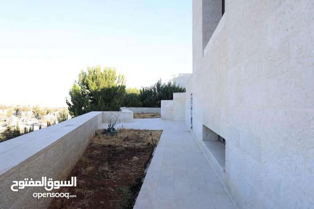 فيلا فاخرة طابق أرضي مع تسوية مميزة