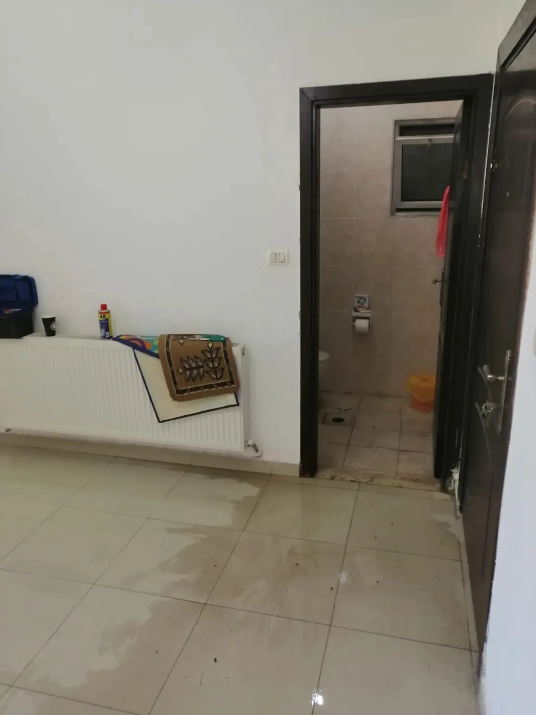شقة مميزة للبيع في المدينة الرياضية بالقرب من أسواق بيت العز