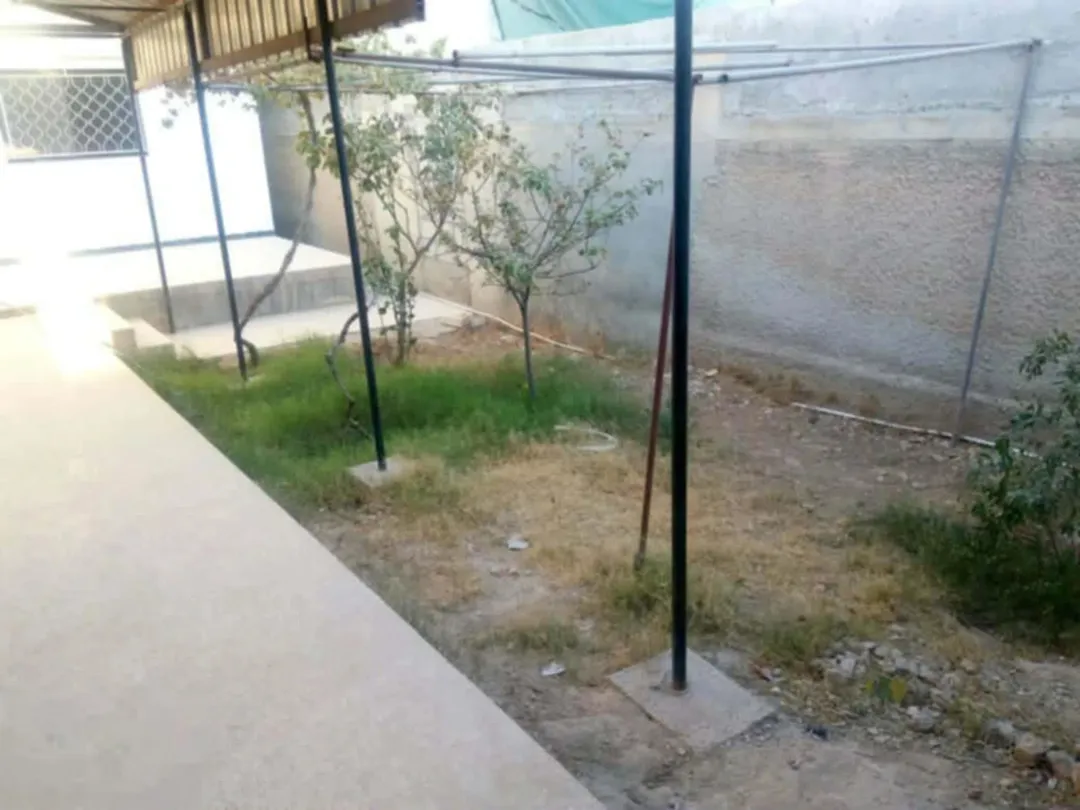 بيت مستقل للبيع أو للايجار في المفرق