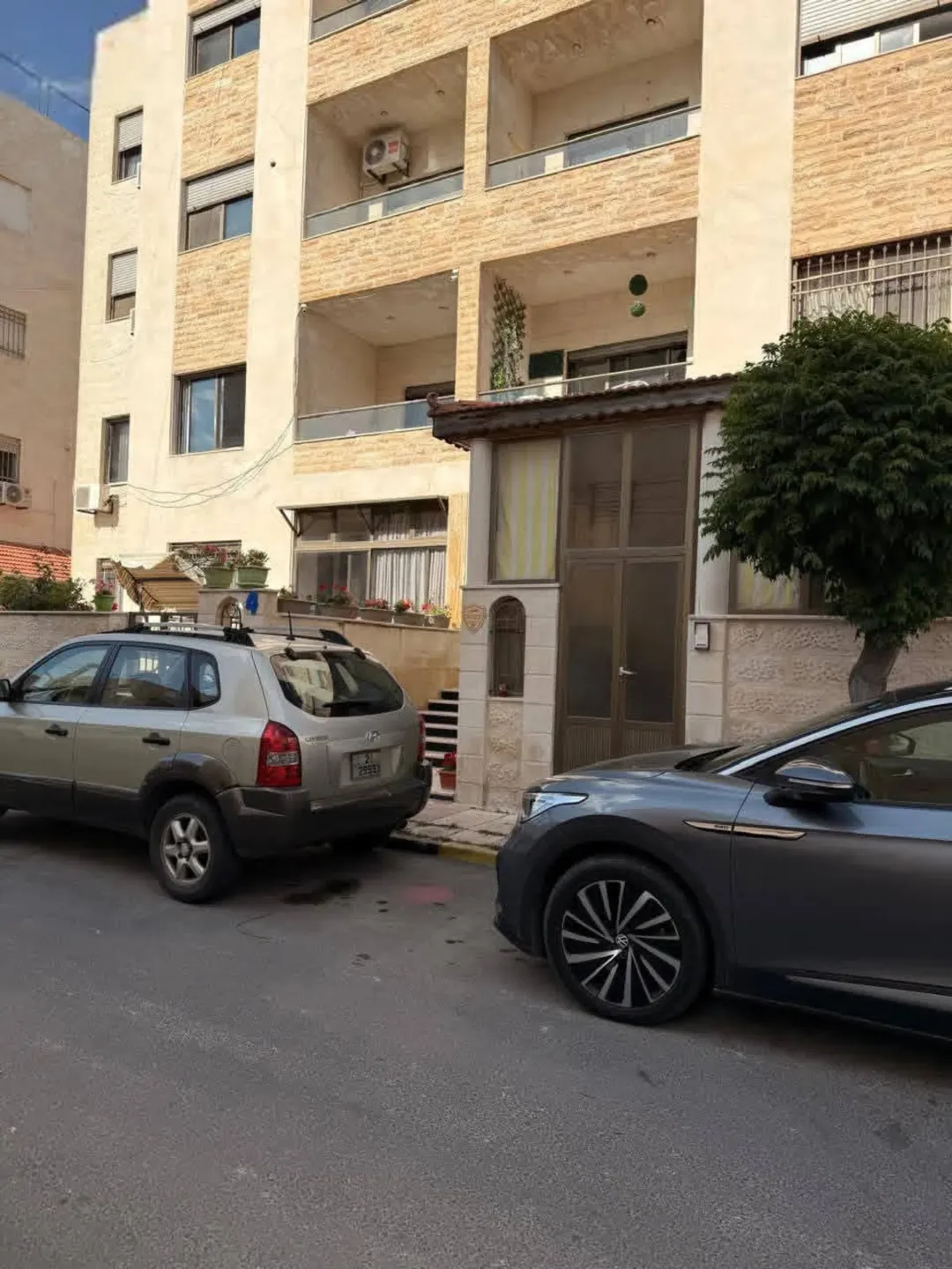 شقة سوبر ديلوكس للبيع في الجندويل بالقرب من مجمع الأعمال