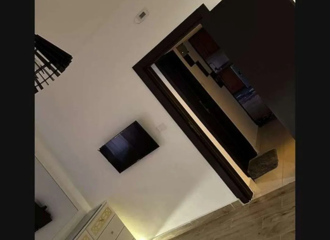1080