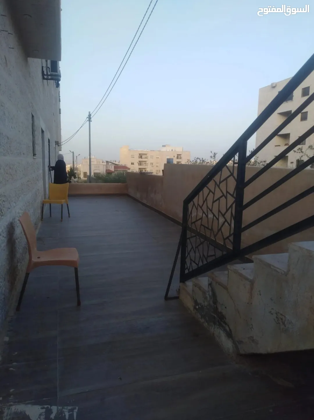 شقة واسعة للبيع في إربد – إيدون