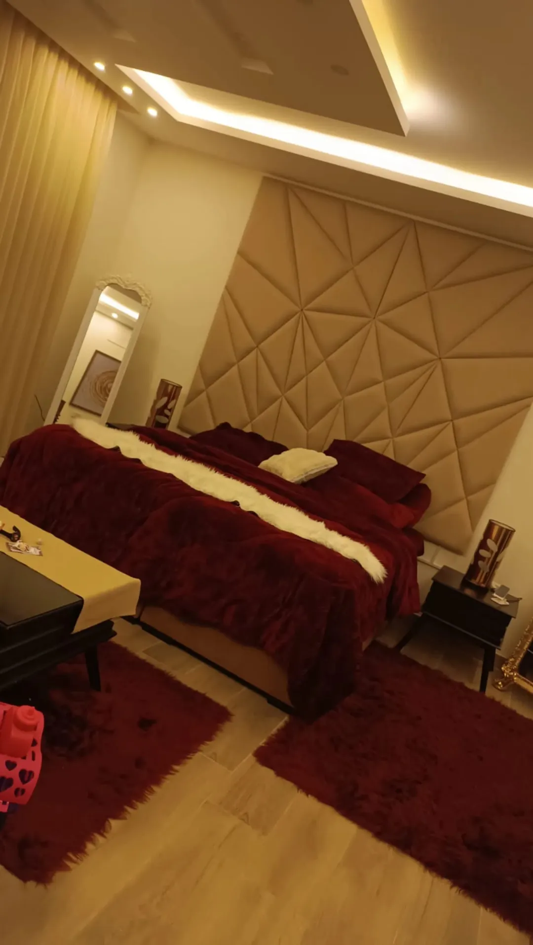 شقة فاخرة للبيع في مرج الحمام بإطلالة جنوبية مميزة