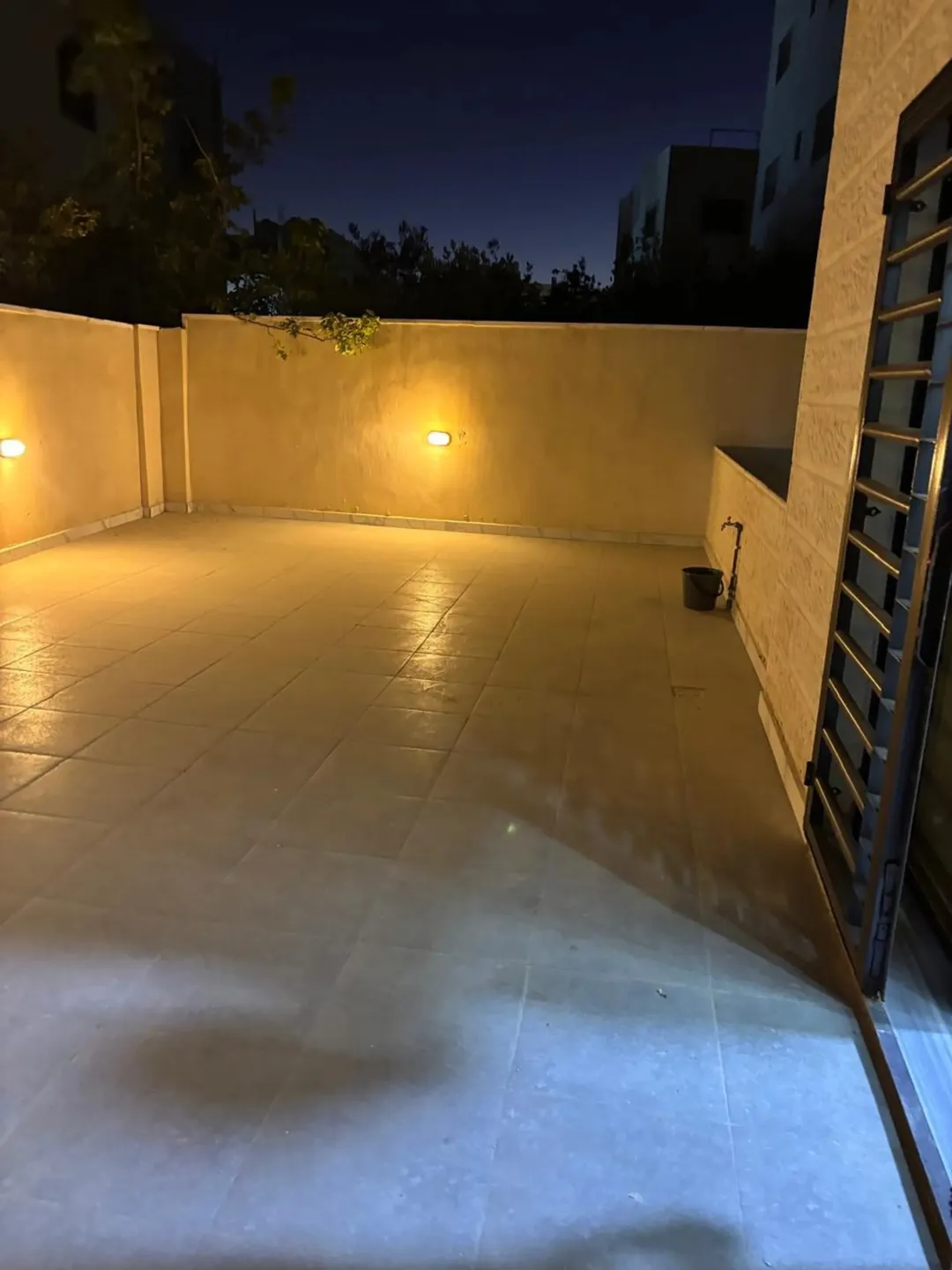 Super Deluxe Furnished Apartment for Daily or Monthly Rent near the Airport Road