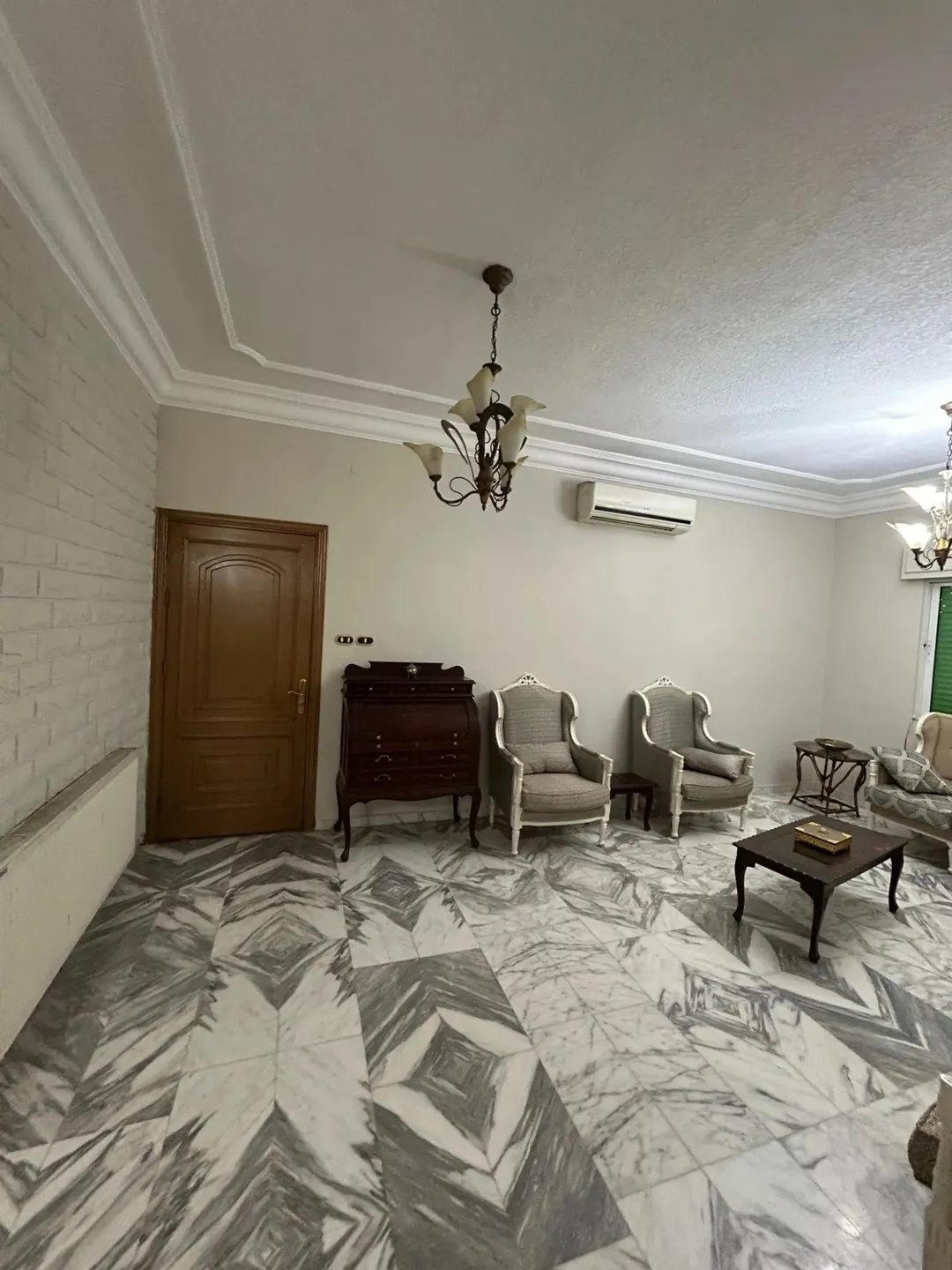 شقة مفروشة للإيجار في الجندويل، عمان: قرب البزنس بارك وجامعة الحسين التقنية