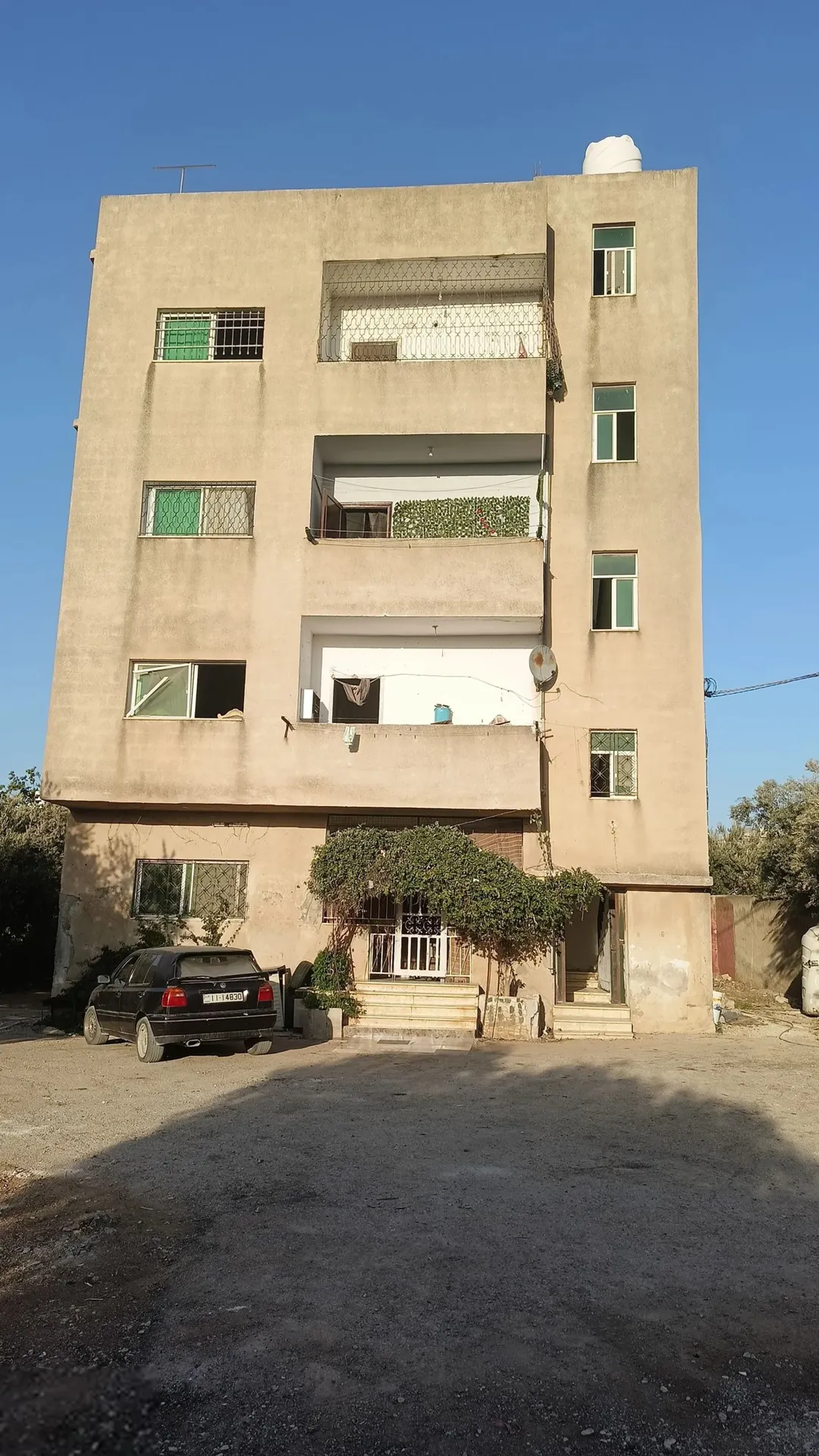 شقة للبيع بحكما بسعر مناسب