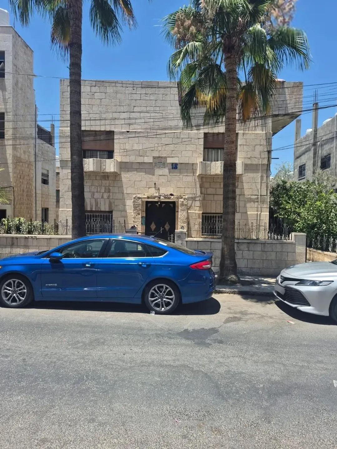 فرصة استثمارية مميزة – عمارة سكنية كاملة للبيع في حي العماوي – الجبل الأخضر – عمّان