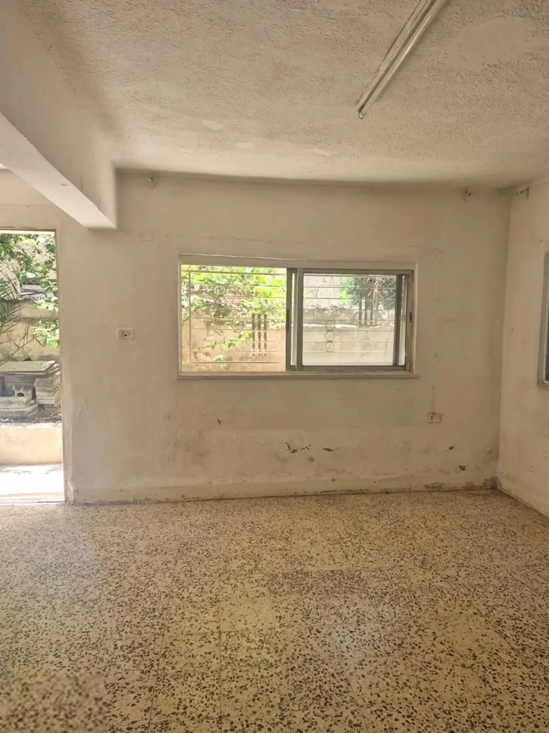 فرصة استثمارية مميزة – عمارة سكنية كاملة للبيع في حي العماوي – الجبل الأخضر – عمّان