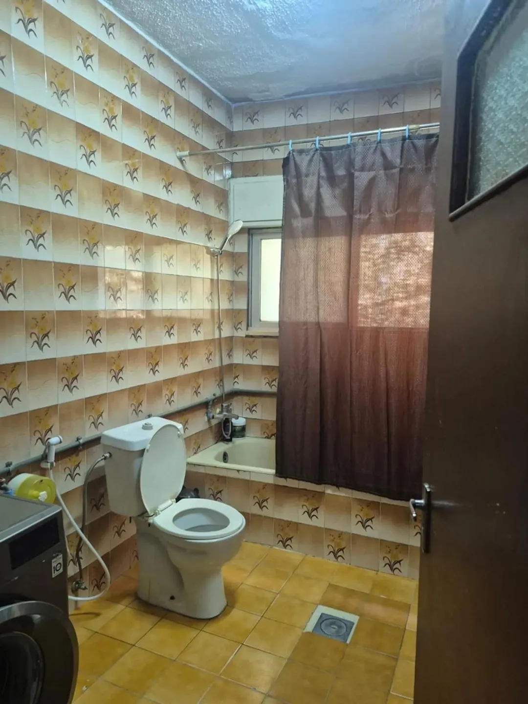 فرصة استثمارية مميزة – عمارة سكنية كاملة للبيع في حي العماوي – الجبل الأخضر – عمّان