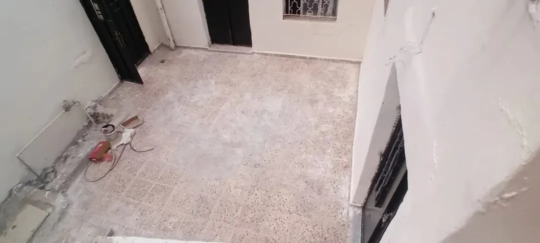 منزل مستقل داخل محافظه المفرق بسعر 21000