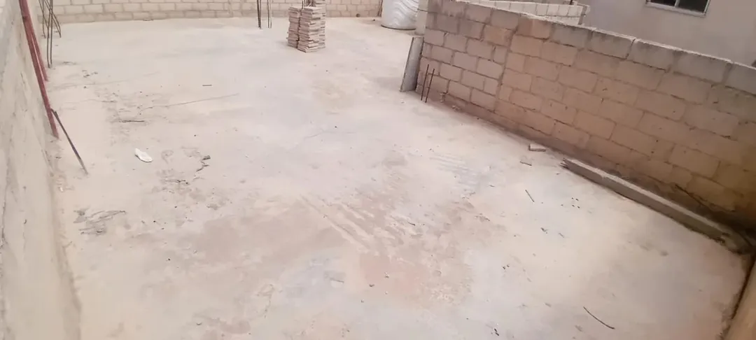 منزل مستقل داخل محافظه المفرق بسعر 21000