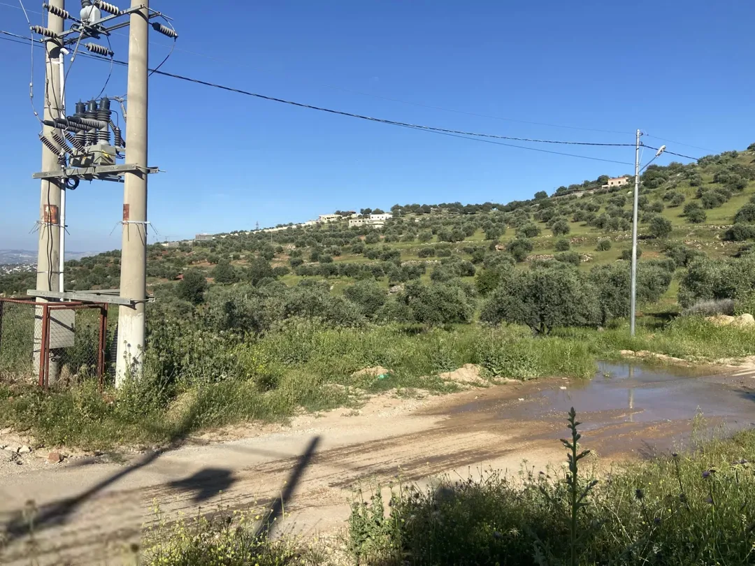 قطعة أرض مميزة في أول الصبيحي شارع رئيسي