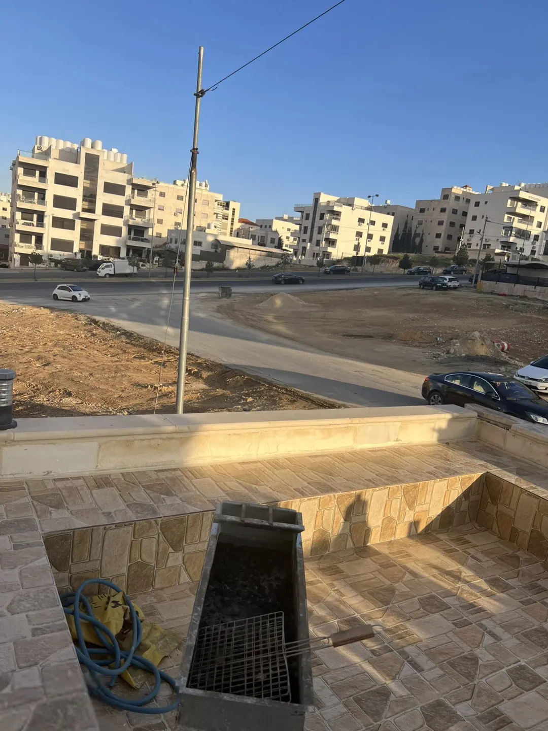 شقة للبيع في أم زويتينة – الجبيهة