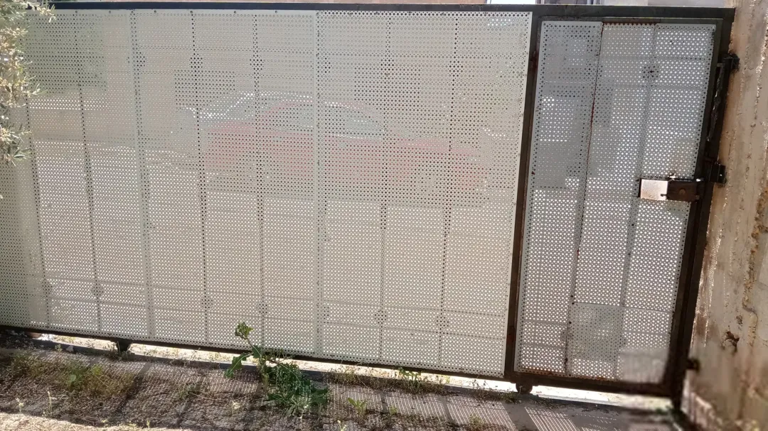 بيت مستقل للبيع