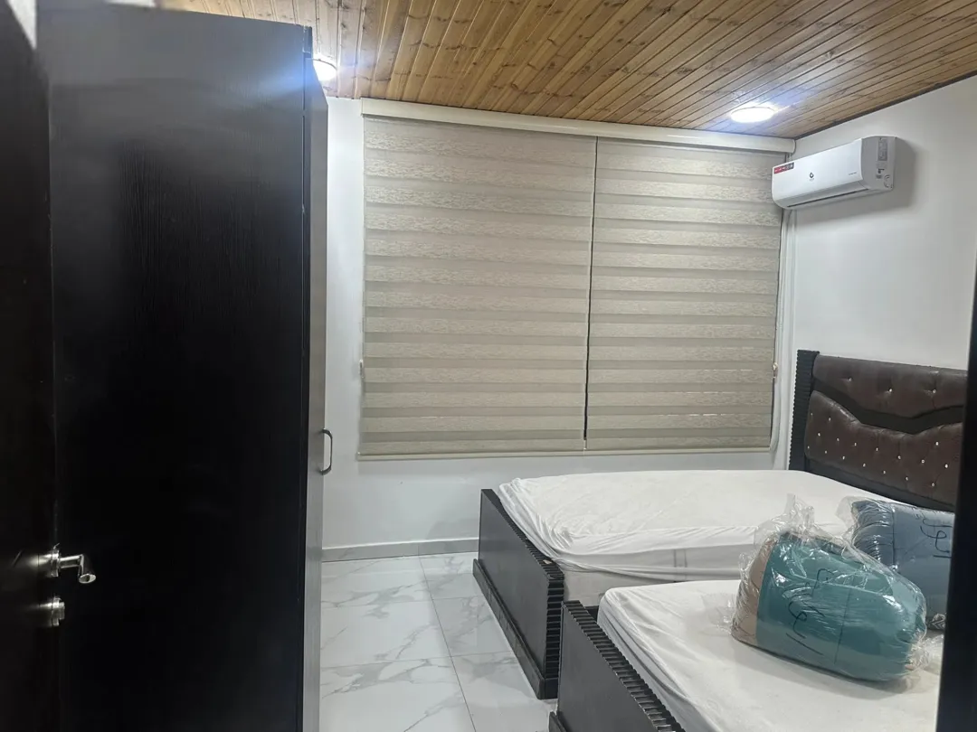 روف مفروش فاخر مع قرميد جديد للإيجار في الجبيهة – عمان | ID 917771