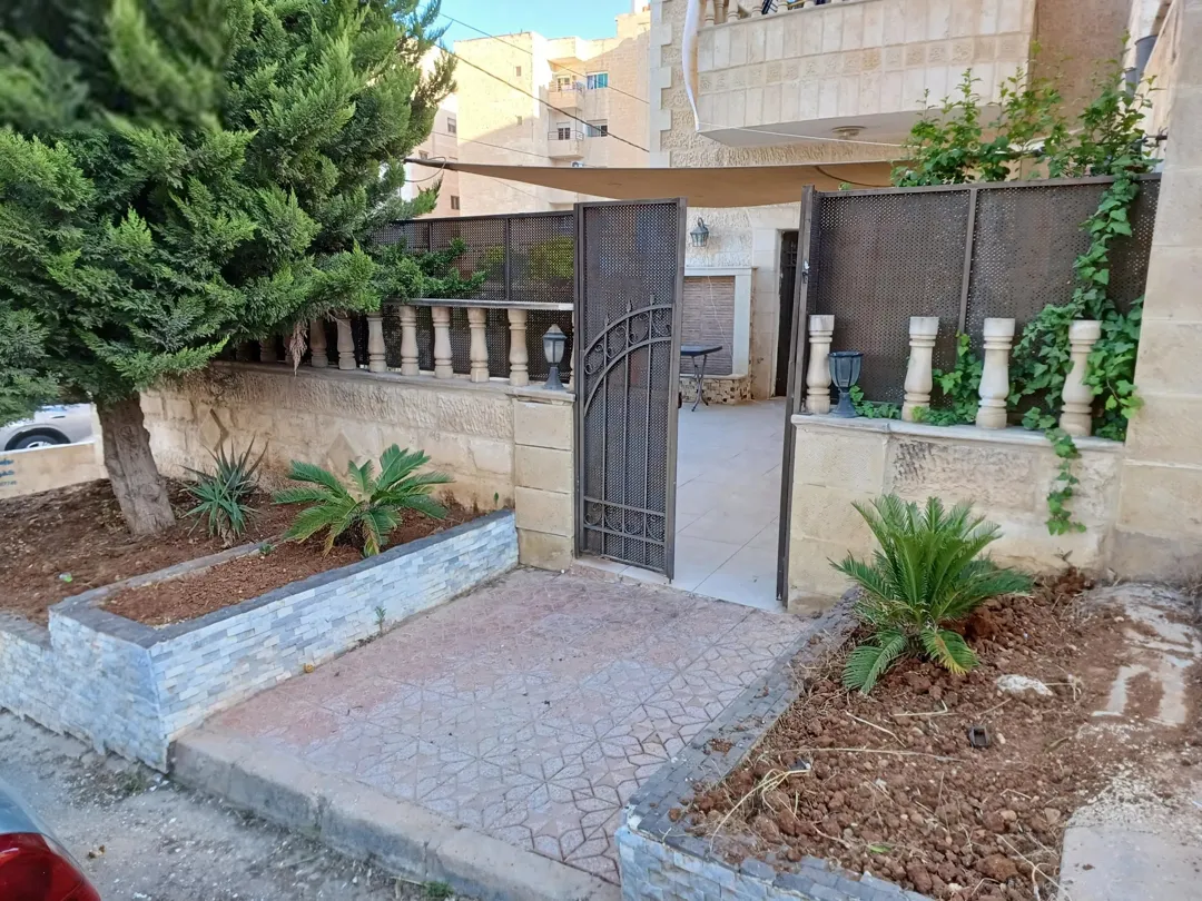 شقة أرضية فاخرة في الجبيهة مدخل خاص | ID 746591