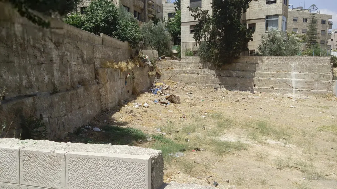 ارض مكاتب للبيع -رقم القطعة: 1322 عمان الدوار الثالث -مقابل مجموعة الخليج للتأمين