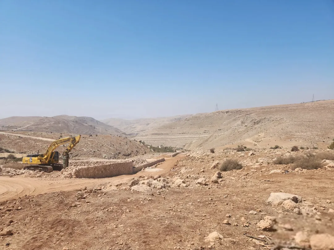 ارض مميزة للبيع في ماحص ام الفول بدر الجديدة – حي الاميرات