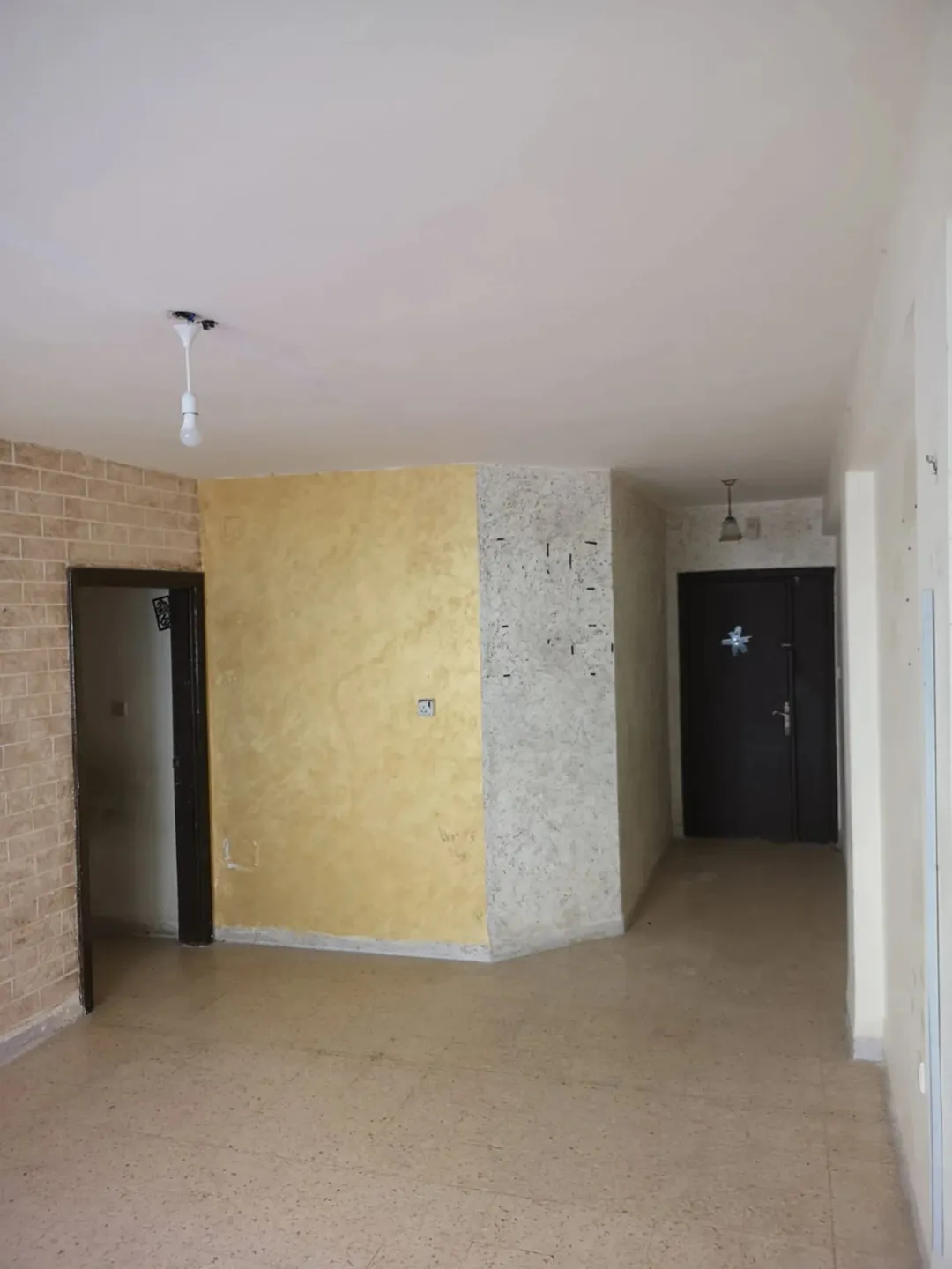 شقة للبيع في إسكان ماركا الجديد بالقرب من مركز التدريب المهني