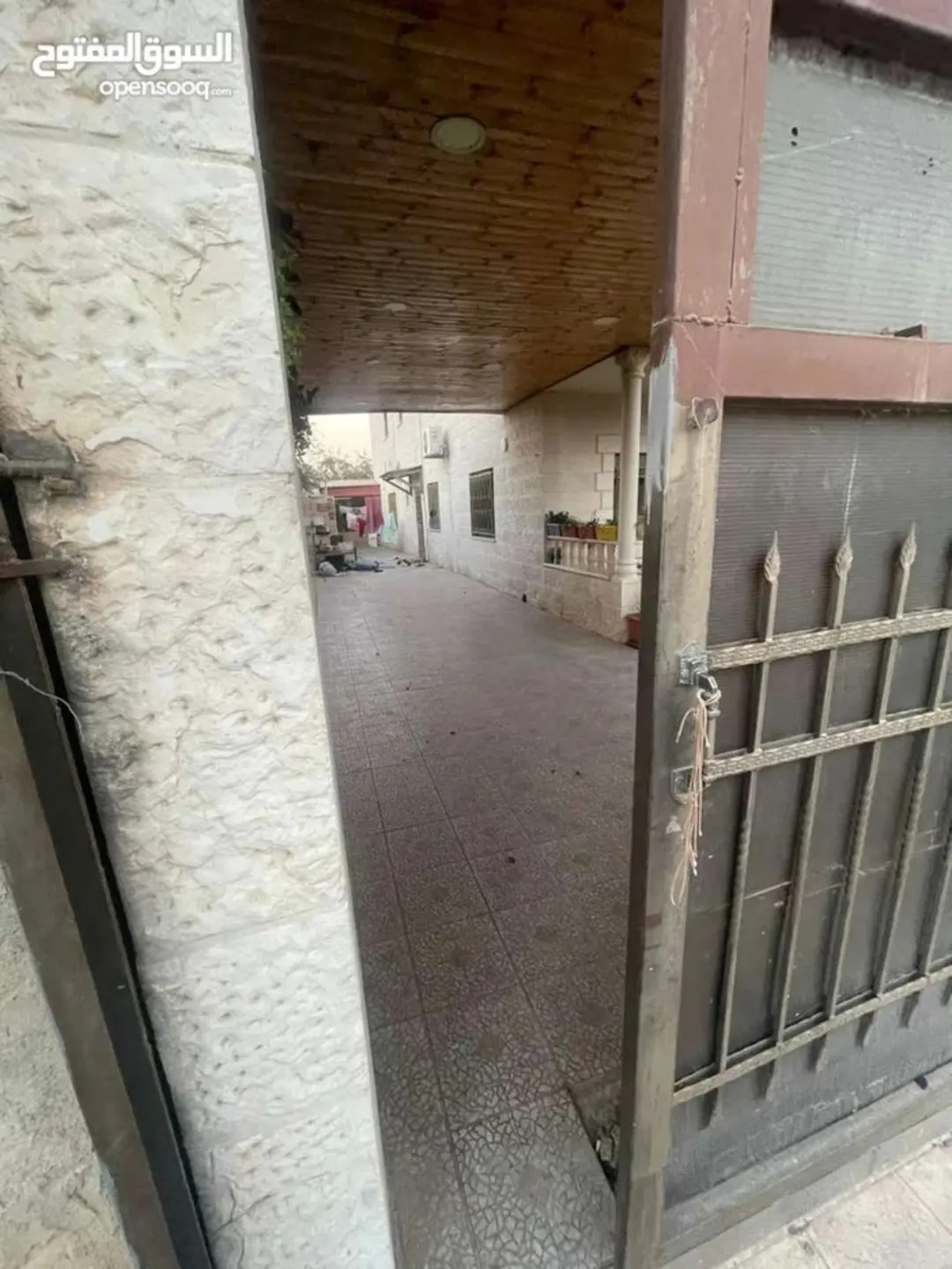 منزل للبيع في منطقة خريبة السوق على ارض دونم