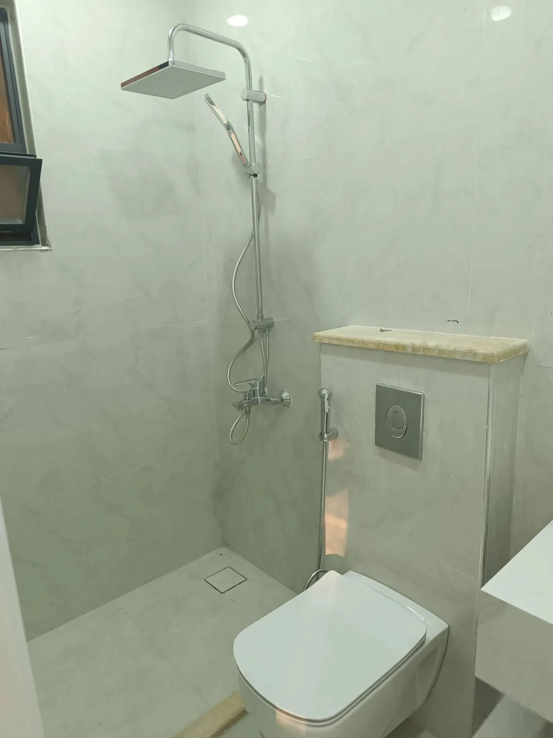 شقق فاخرة في التاسعة اهالي هندسية تشطيبات عالية الجودة