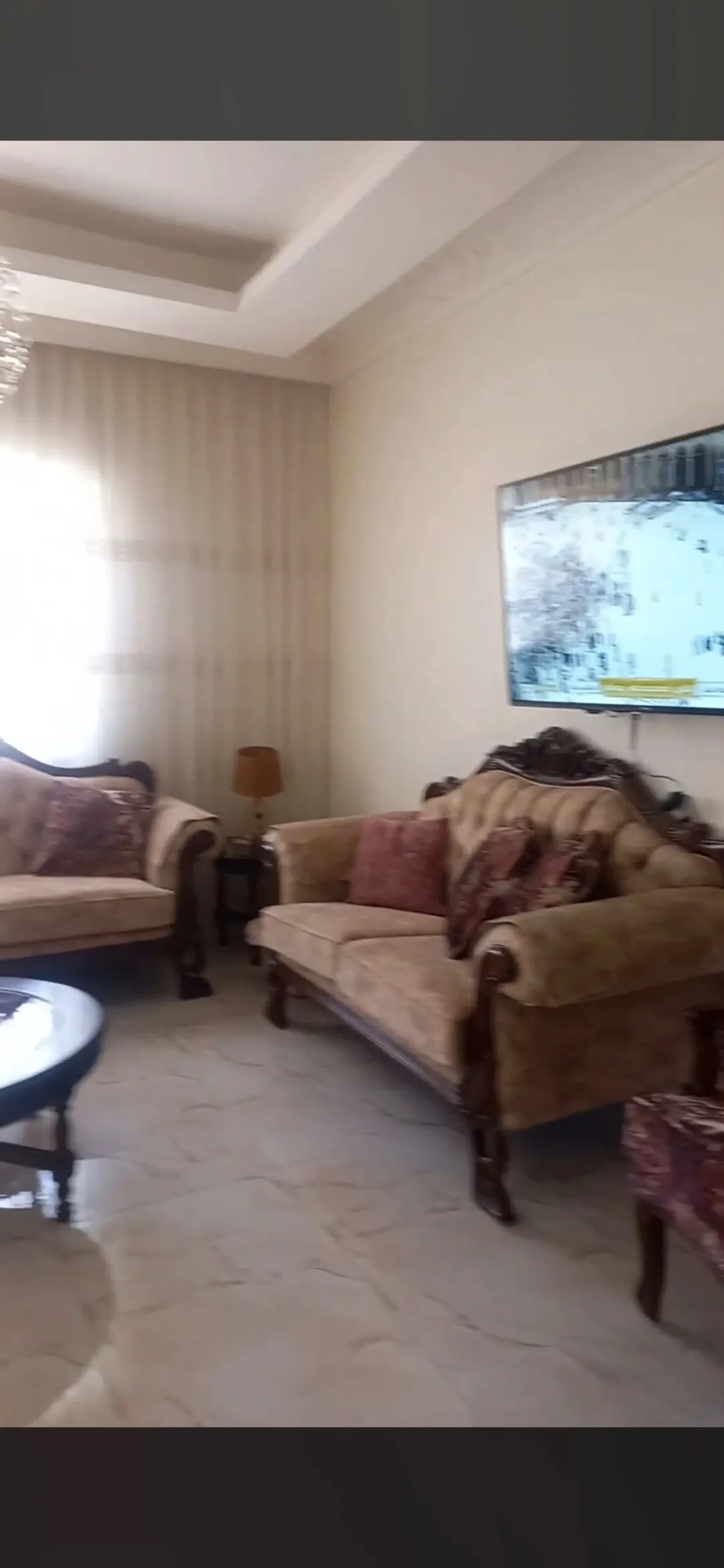 شقة مميزة للبيع في عمان الغربية طابق أول