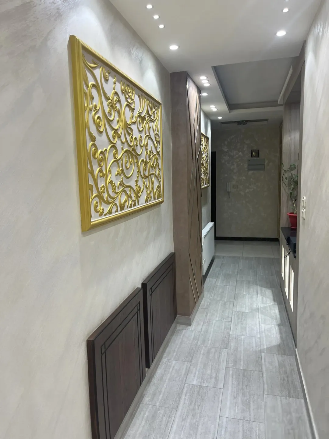 شقة فاخرة وواسعة للبيع في طبربور