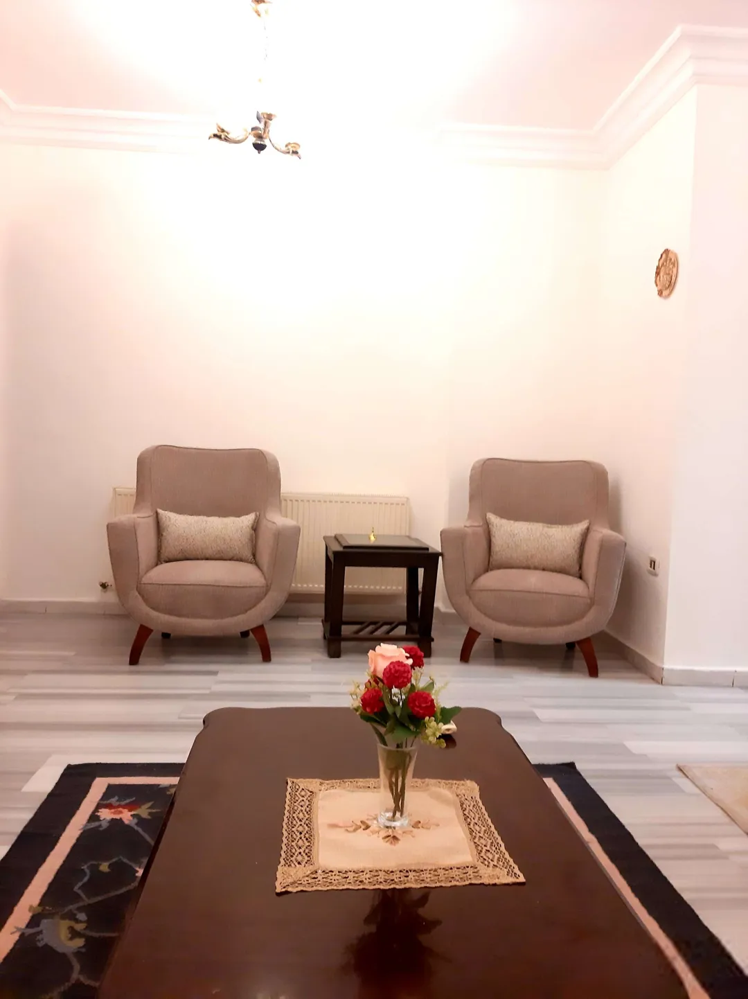 شقة فاخرة مفروشة للإيجار في دير غبار – عمان الاردن | ID 696936