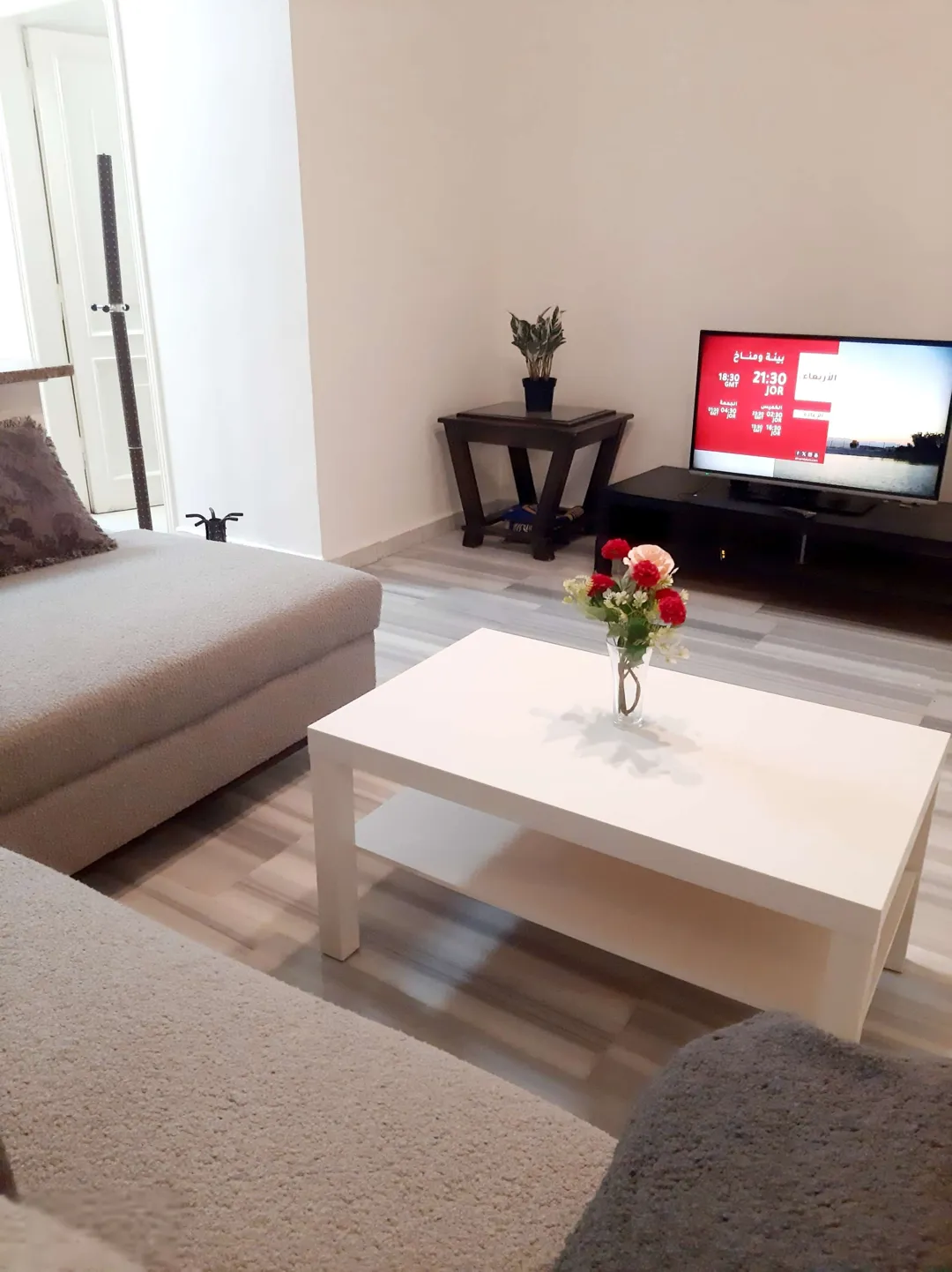2eac2ea095_05_cleaned شقة فاخرة مفروشة للإيجار في دير غبار – عمان الاردن | ID 696936