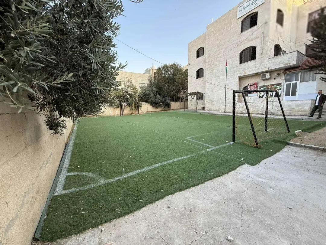فيلا سكنية وتجارية للبيع في إربد – الحي الجنوبي