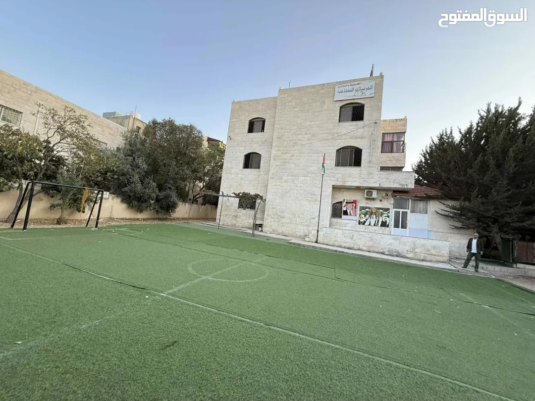 فيلا سكنية وتجارية للبيع في إربد – الحي الجنوبي