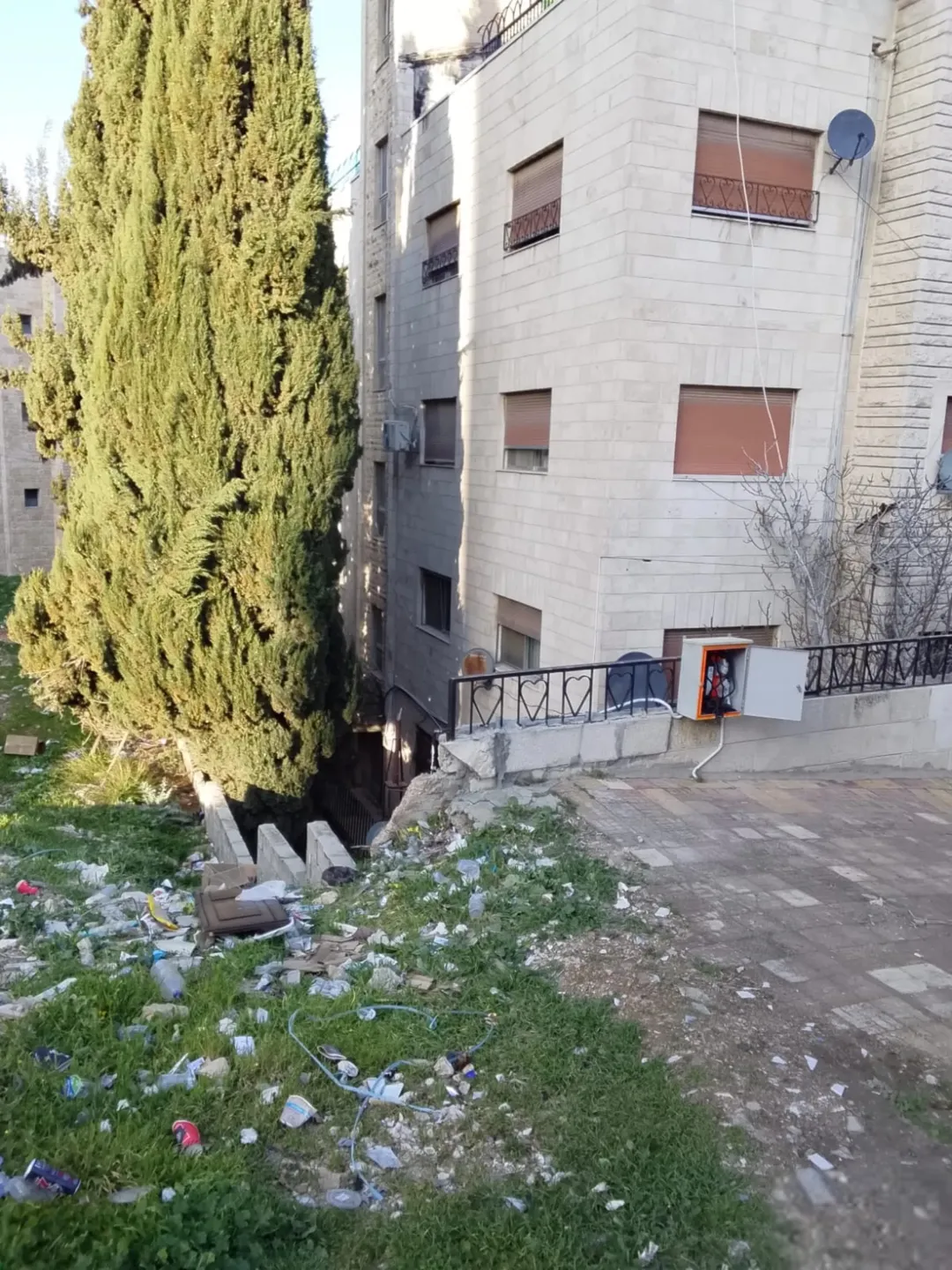 بيع عمارة سكنية الموقع المدينة الرياضية