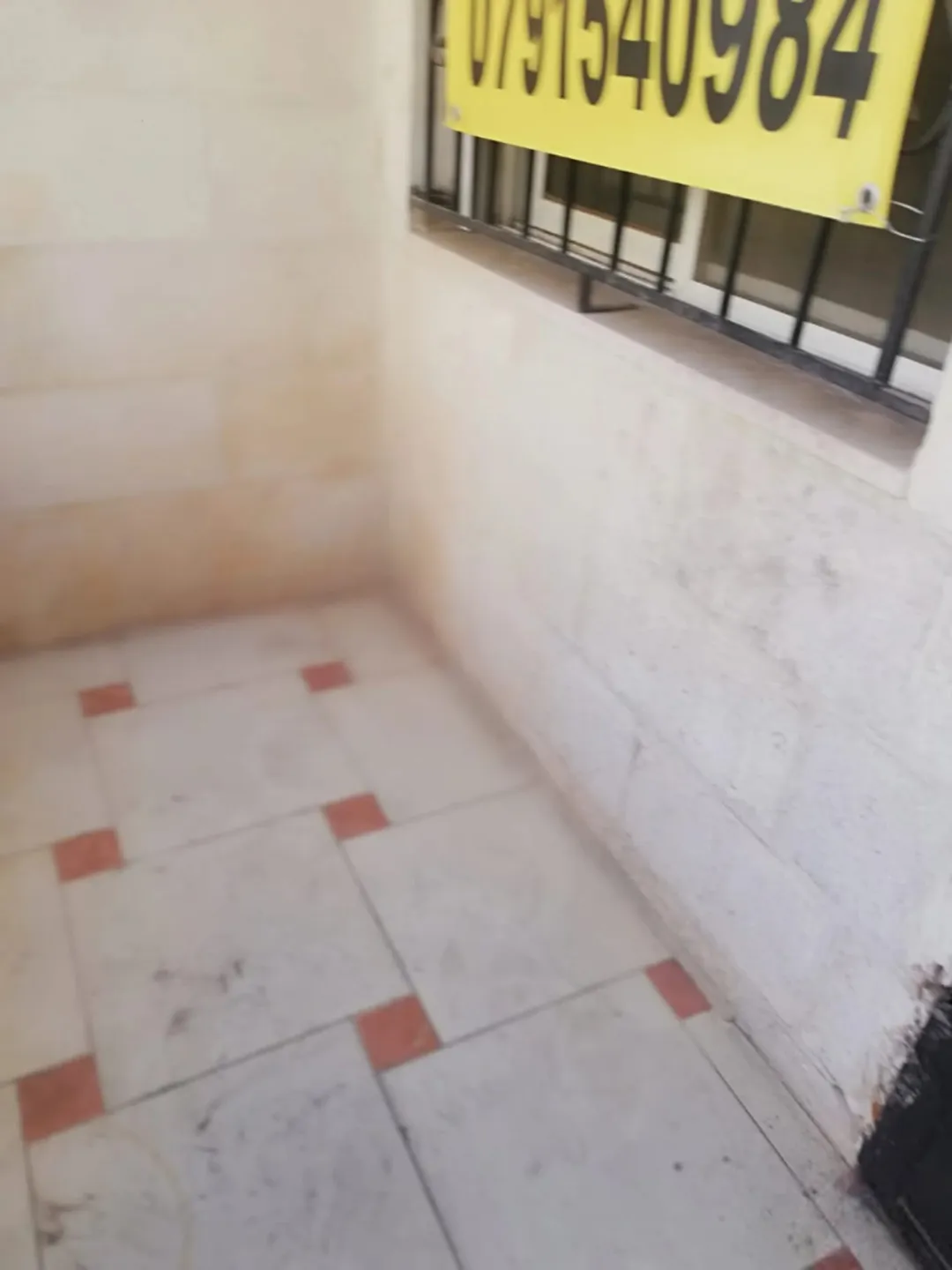 شقة بمنطقة الزهور للبيع
