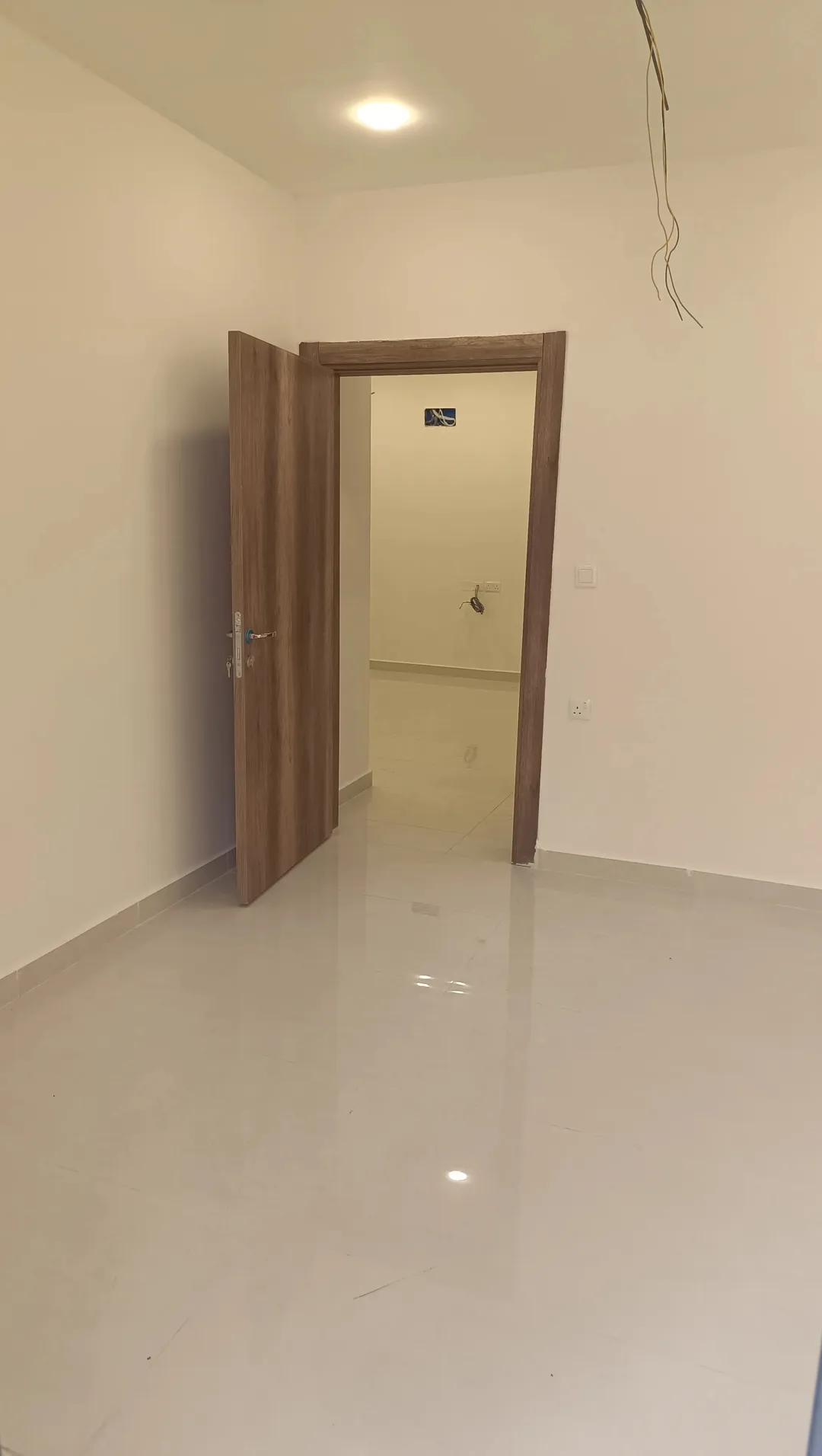 تملك طابق ارضي بالعاشره 92+200م ترسات الشرقي تشطيب فلل بسعر مغري 56 الف فقط