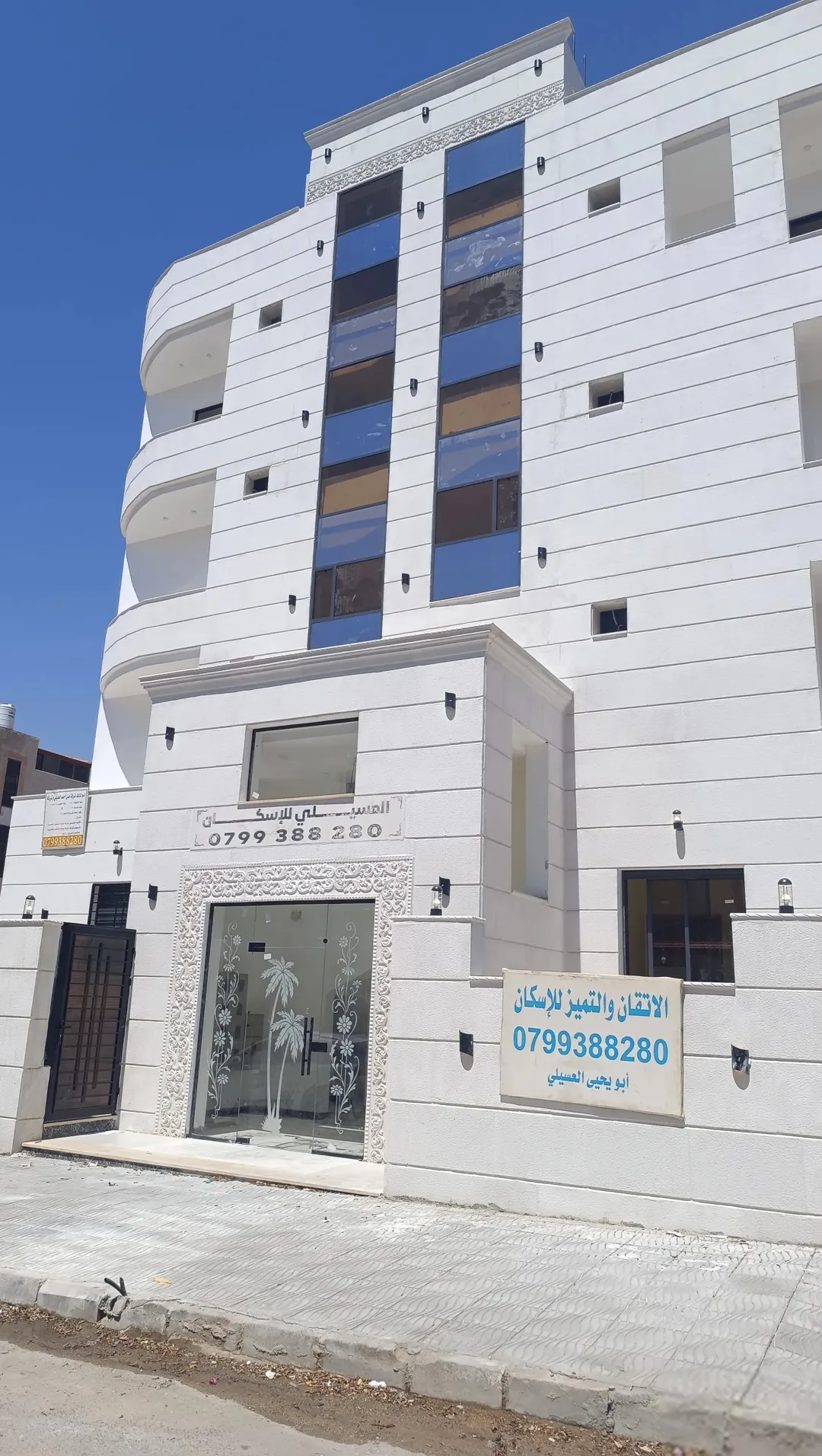 تملك طابق ارضي بالعاشره 92+200م ترسات الشرقي تشطيب فلل بسعر مغري 56 الف فقط