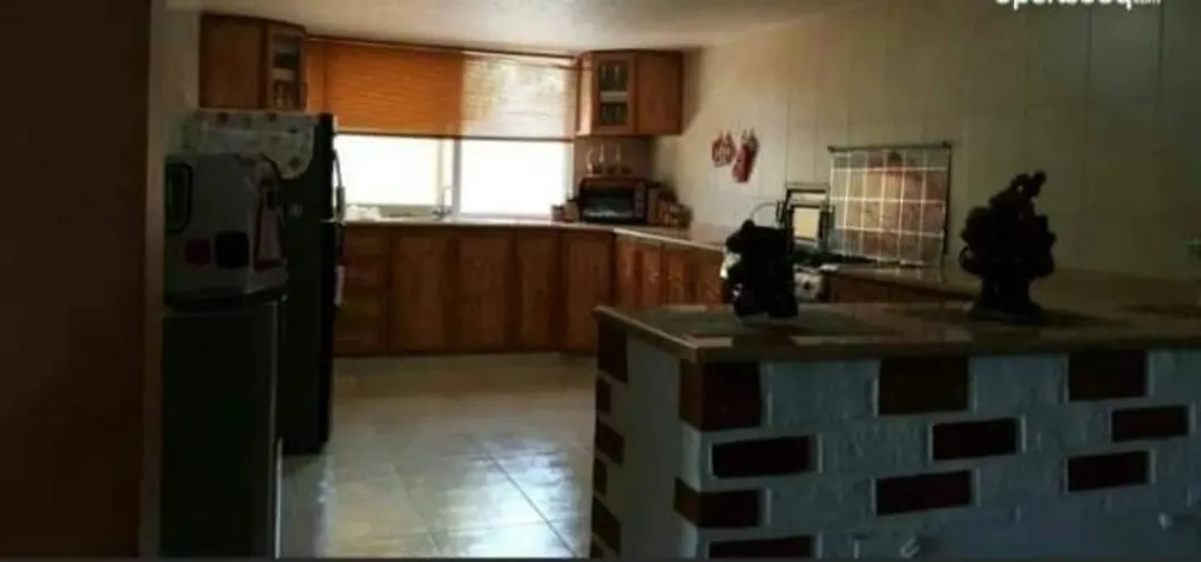 للبيع في ناعور حوض ام تينه مساحة البناء 660م ومساحة الأرض 745م منطقه هادئه ومطله