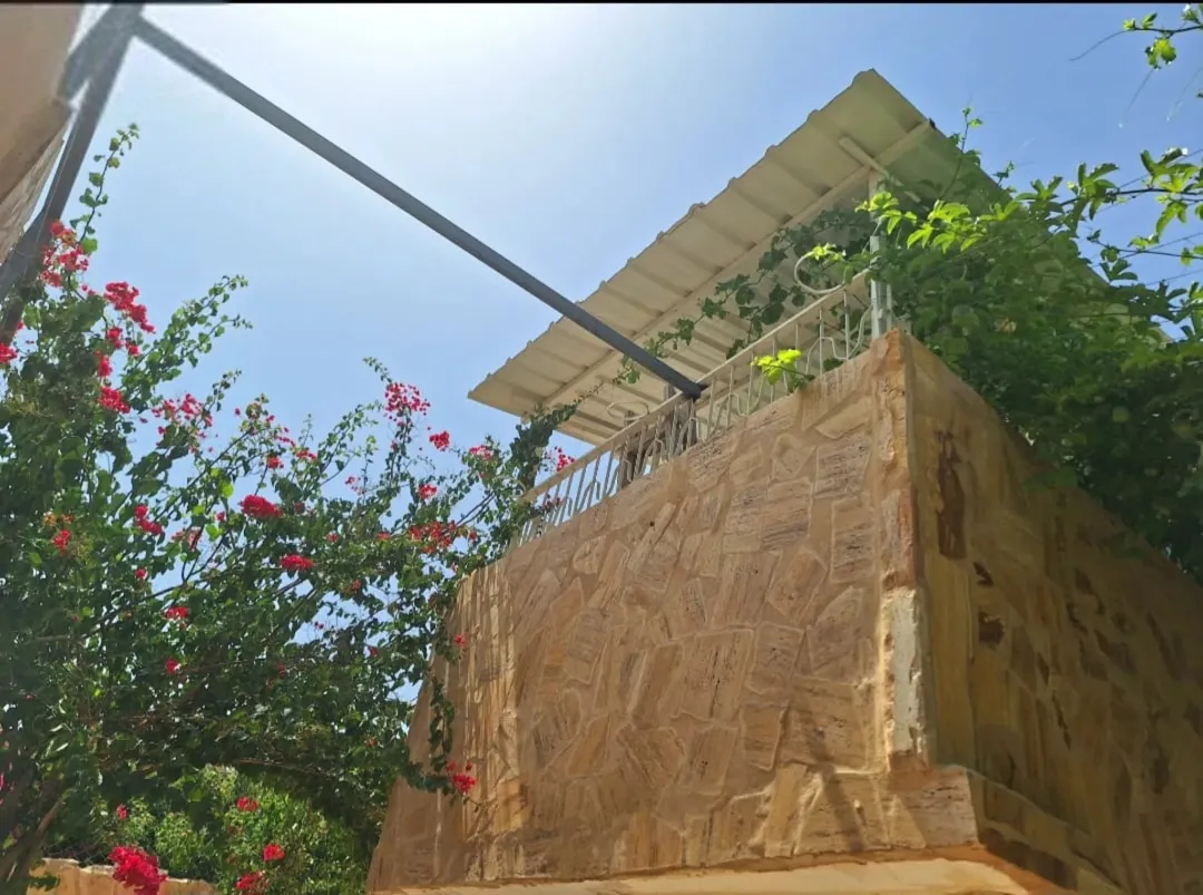بيت مستقل مع مسبح