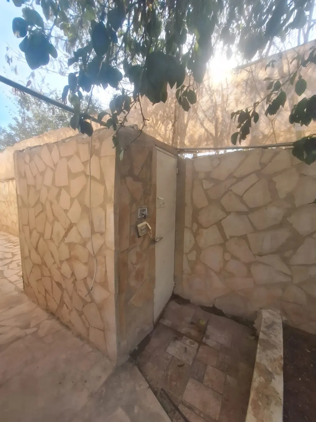 بيت مستقل مع مسبح