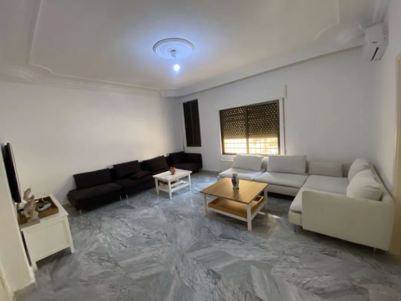 شقة عائلية مفروشة للإيجار في حي الجامعة – عمان الاردن | ID 583312