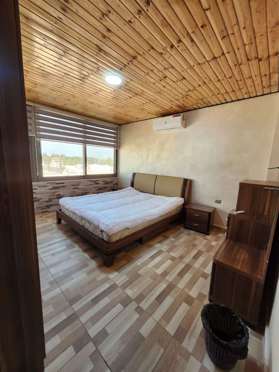 رووف فاخر للإيجار تصميم عصري – عمان الاردن | ID 583539