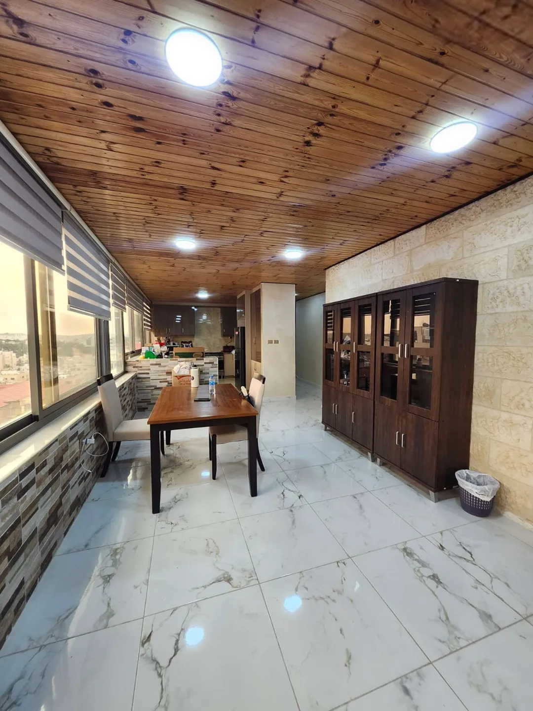 رووف فاخر للإيجار تصميم عصري – عمان الاردن | ID 583539