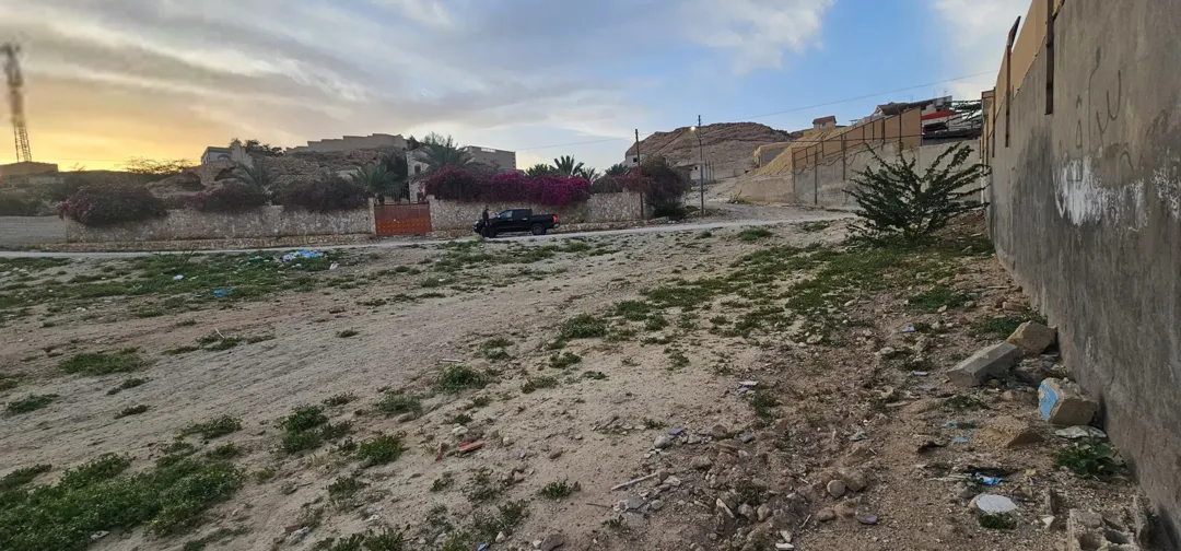 أرض مميزة لبناء شاليهات في الشونة الجنوبية – جوفة الكفرين