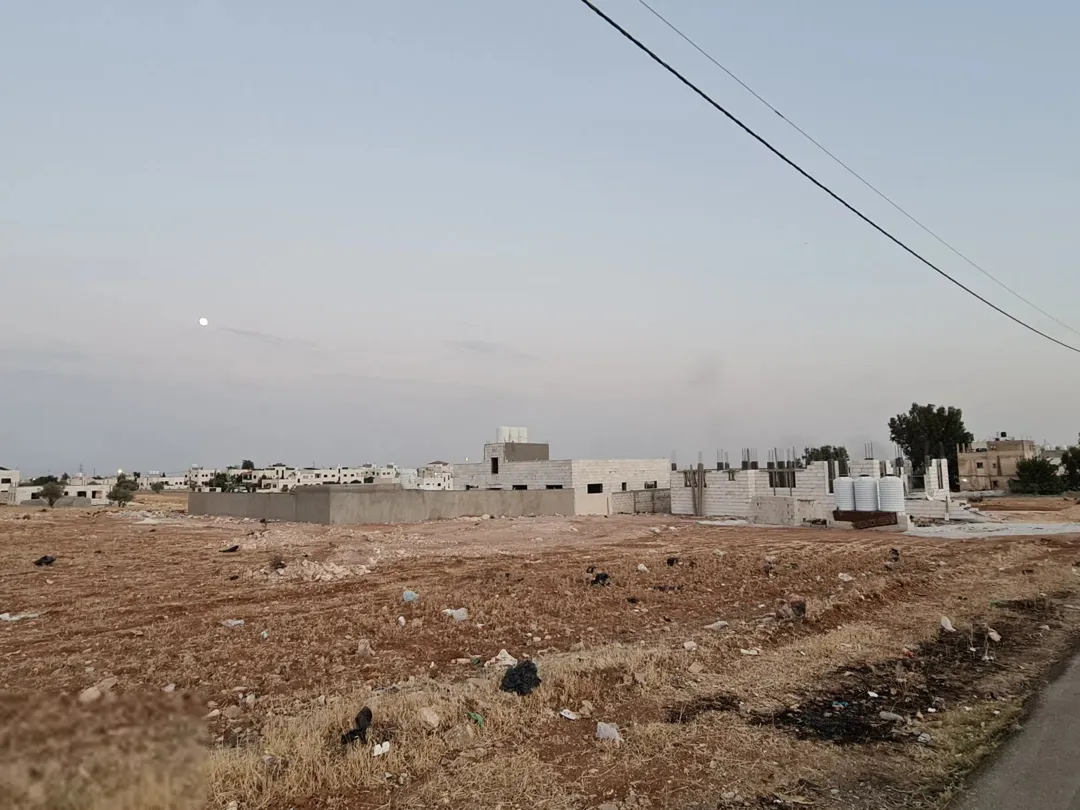 أرض سكنية مميزة للبيع في الجويدة – نافع